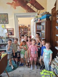 БАЈКОВИТИ СВЕТ ЛЕПТИРИЋА, БАЈКА О БИБЛИОТЕЦИ (ПРВИ ДЕО)
